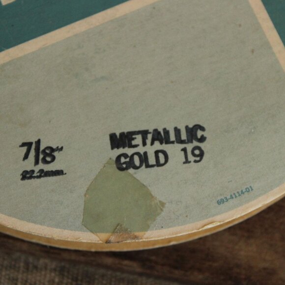 Vintage 1950s 3M Sasheen Metallic Gold 19 Ribbon 7/8" Wide, 5 yards - Picture 3 of 10